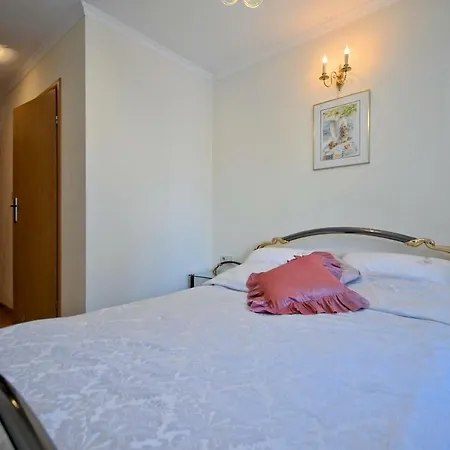 U Janka 홈스테이